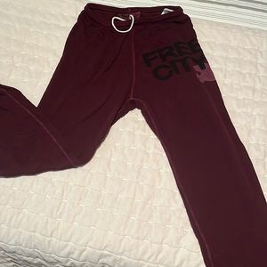 Maroon freecity sweats in size M